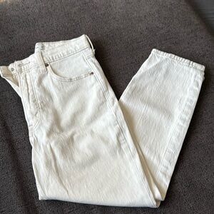Abercrombie The Mom High Rise Jeans